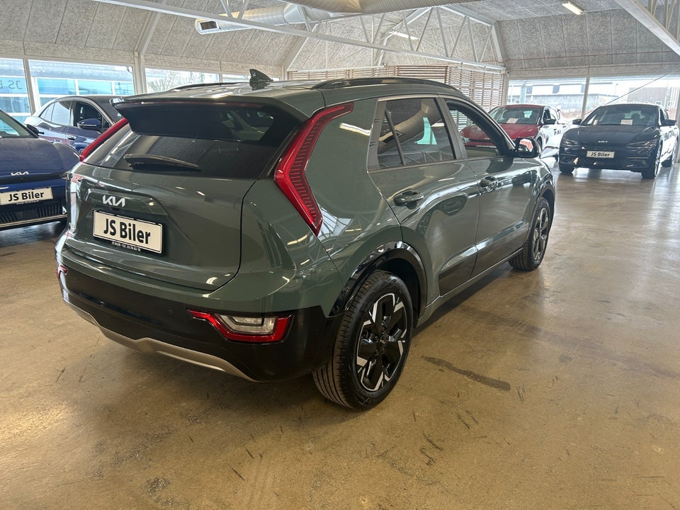 Kia Niro 64 EV Upgrade 5d