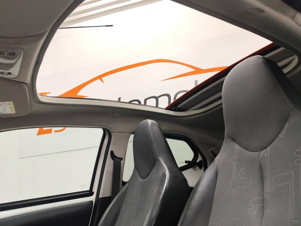 Toyota Aygo 1,0 VVT-i x-style 5d