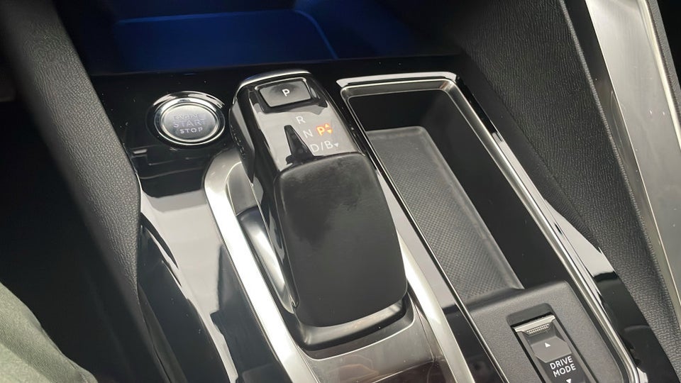 Peugeot 3008 1,6 Hybrid Allure Pack EAT8 5d
