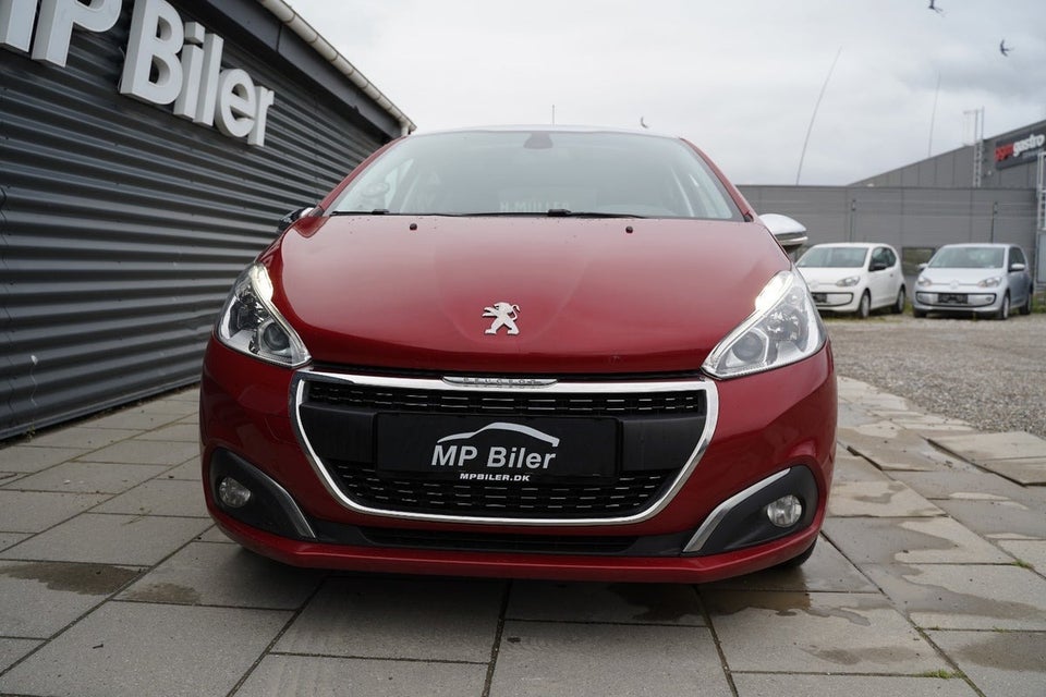 Peugeot 208 1,6 BlueHDi 100 Desire Sky 5d