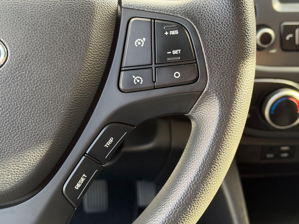 Hyundai i10 1,0 Touch 5d