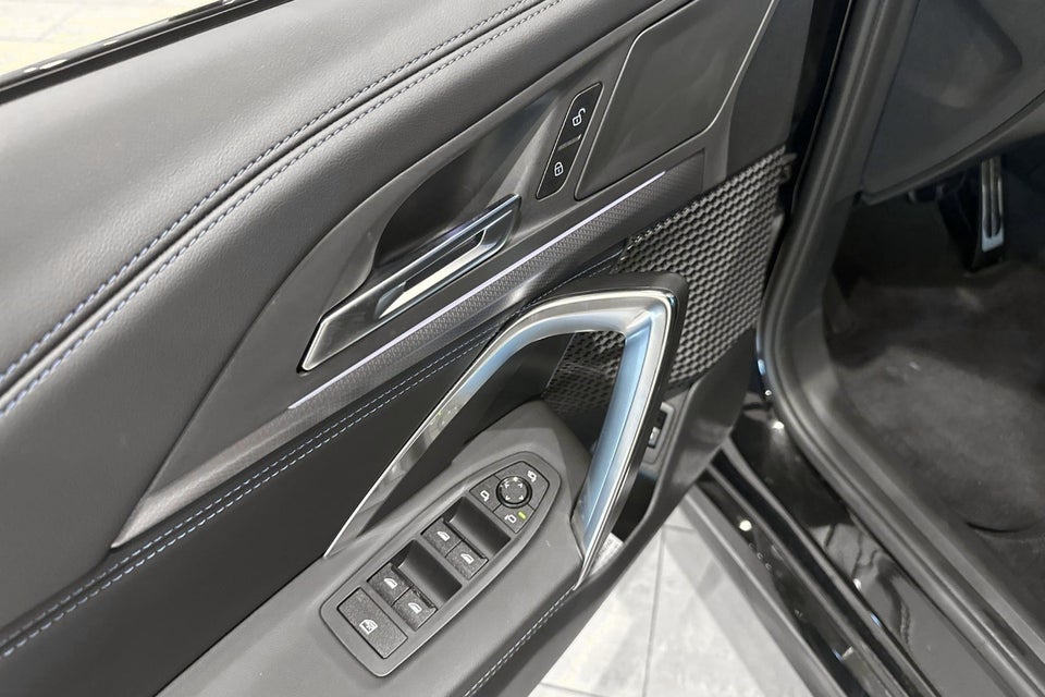 BMW iX1 eDrive20 M-Sport 5d