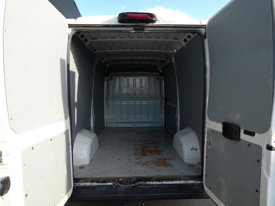 Fiat Ducato 30 2,3 MJT 130 Kassevogn L2H2 Pro+