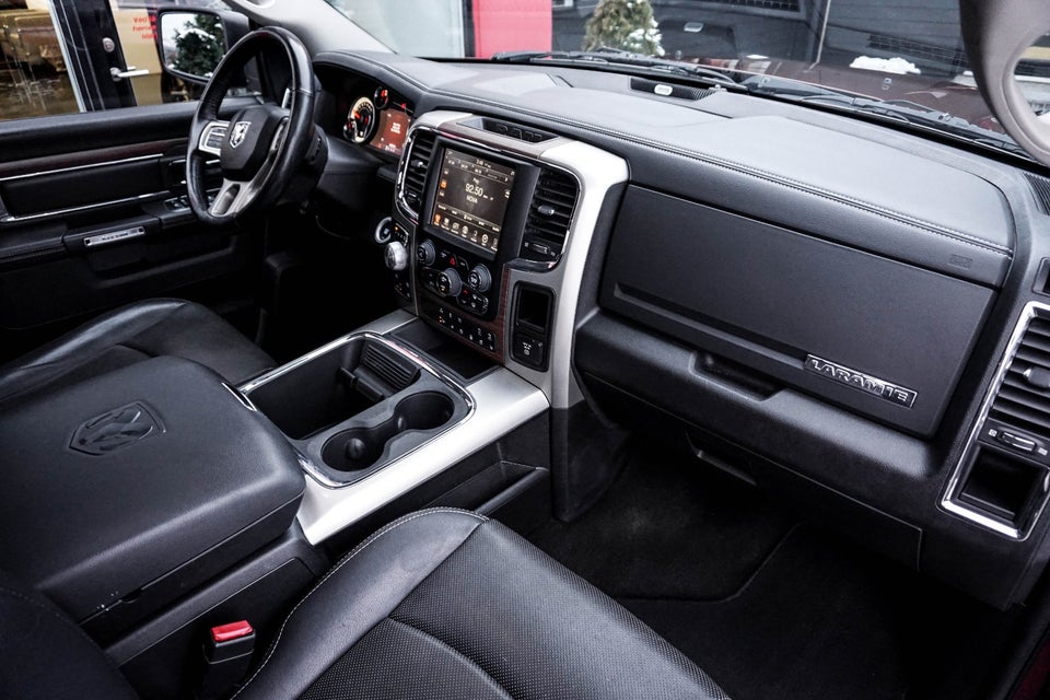Dodge RAM 1500 5,7 V8 Laramie Crew Cab aut. 4x4 4d