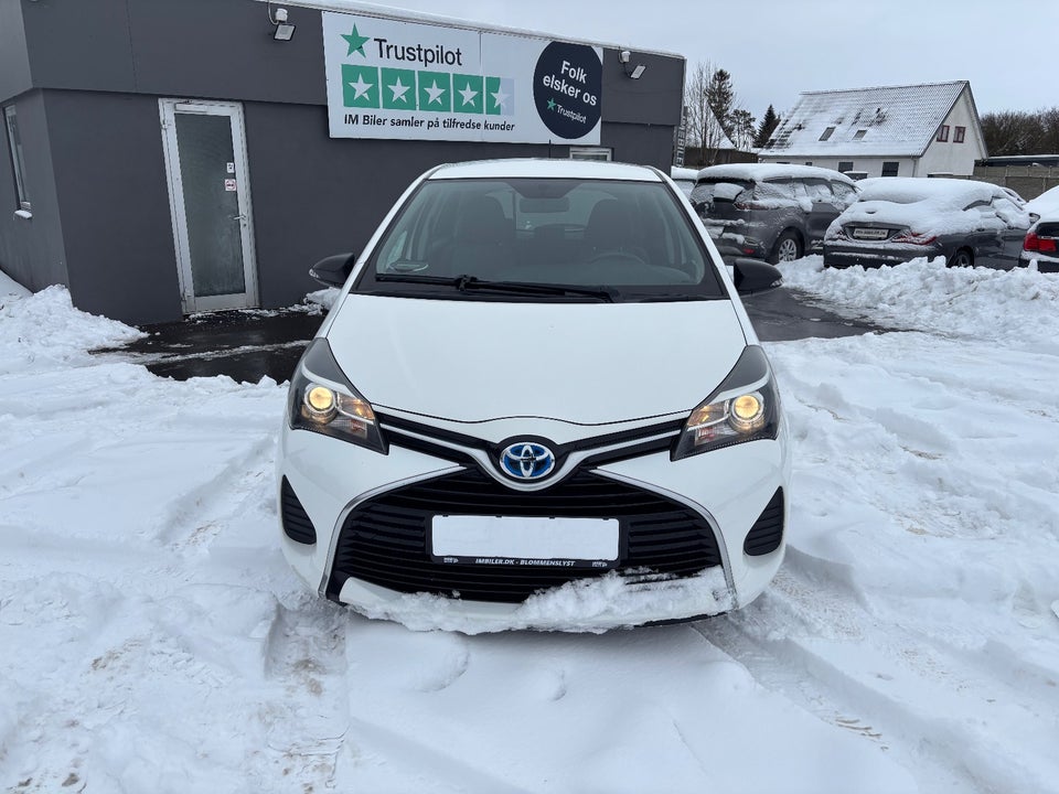 Toyota Yaris 1,5 Hybrid H1 e-CVT 5d