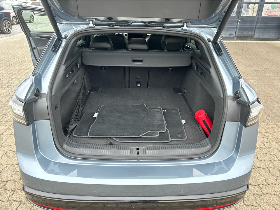 VW ID.7 86 Style S Tourer 5d