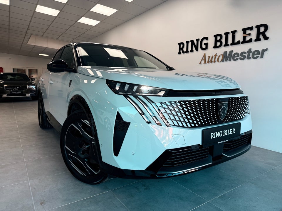 Peugeot e-3008 77 GT 5d