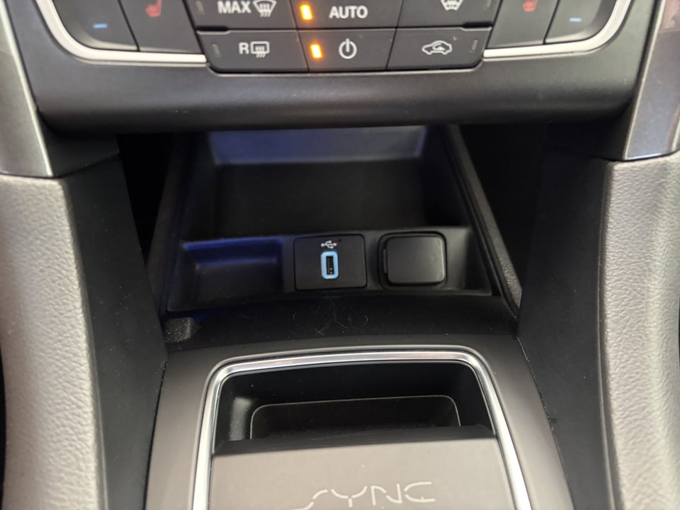 Ford Mondeo 2,0 EcoBlue Titanium aut. 5d