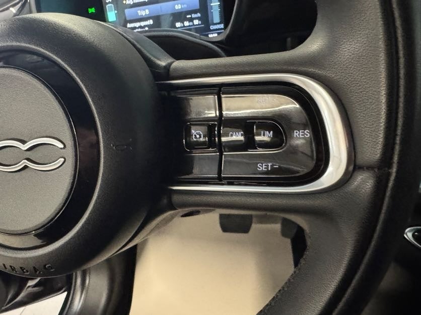 Fiat 500e 42 Icon Cabrio 2d