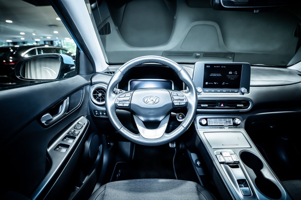 Hyundai Kona 39 EV Select 5d