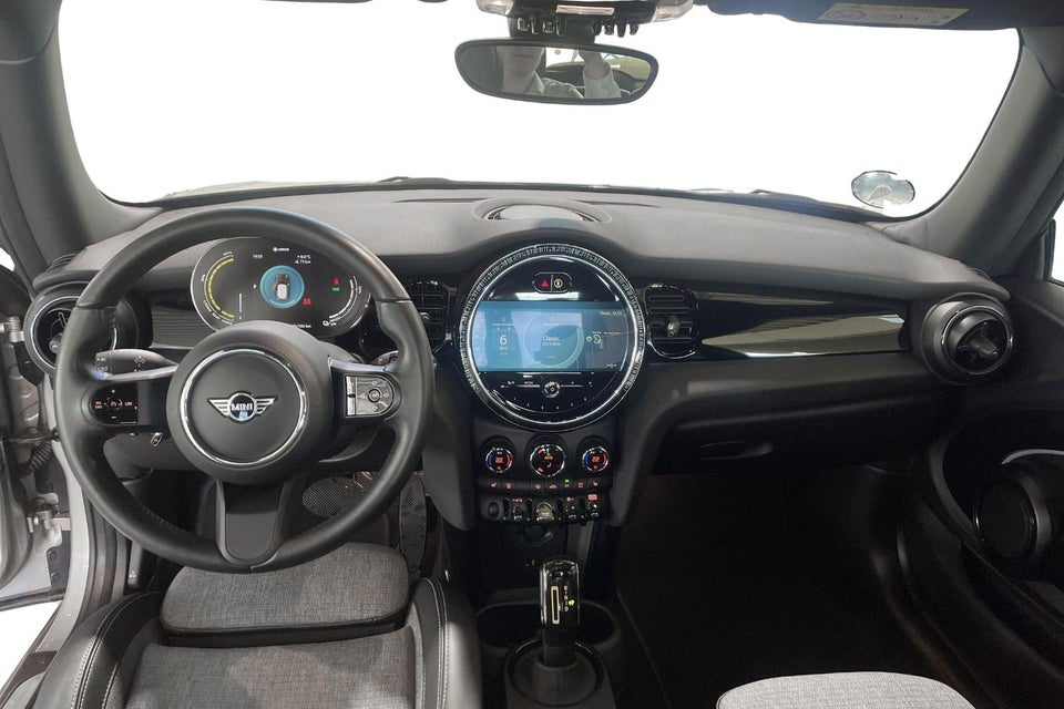 MINI Cooper SE Classic Trim 3d