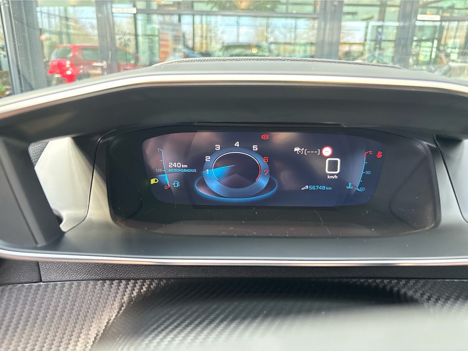 Peugeot 2008 1,2 PureTech 130 Allure 5d