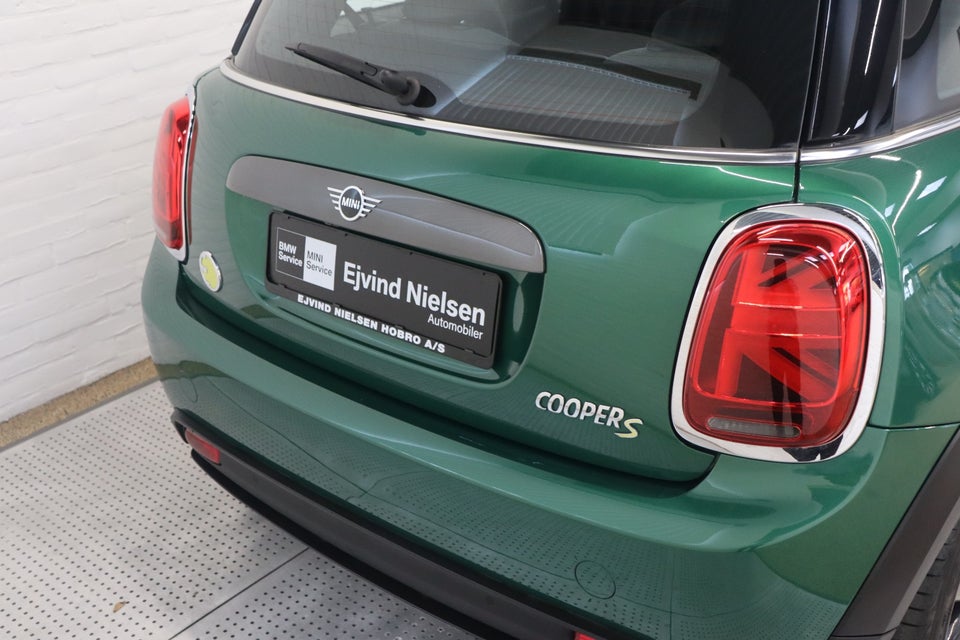 MINI Cooper SE Maximise 3d