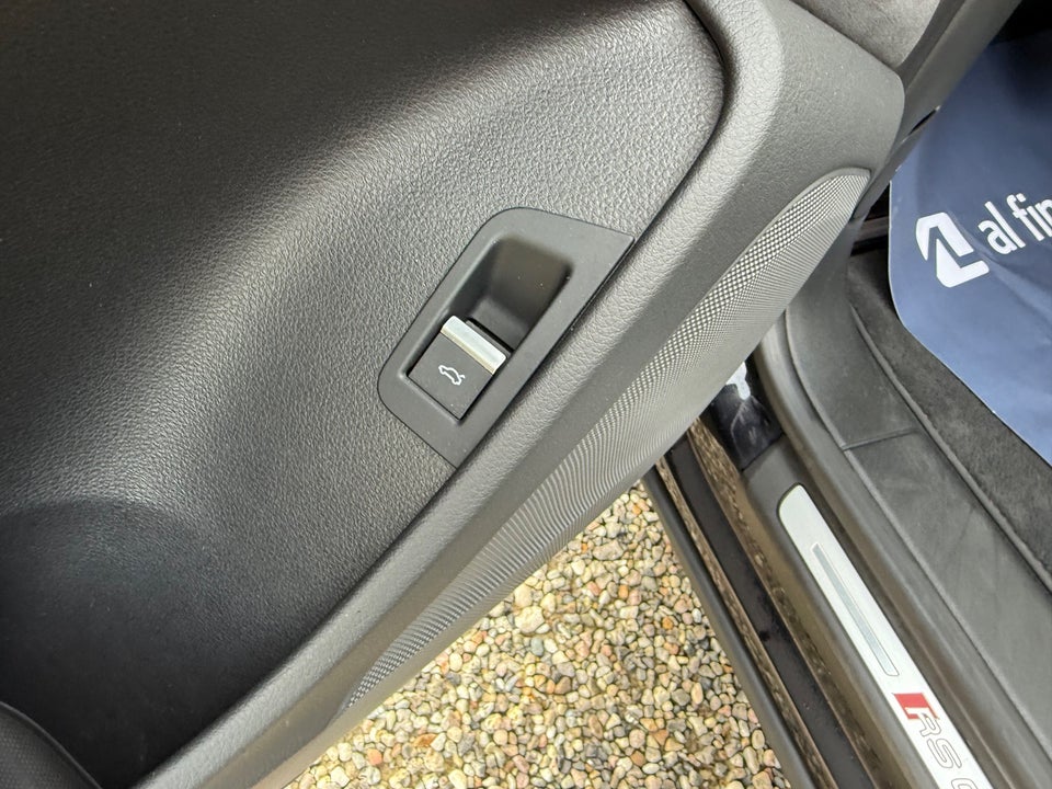 Audi RS Q8 4,0 TFSi quattro Tiptr. 5d