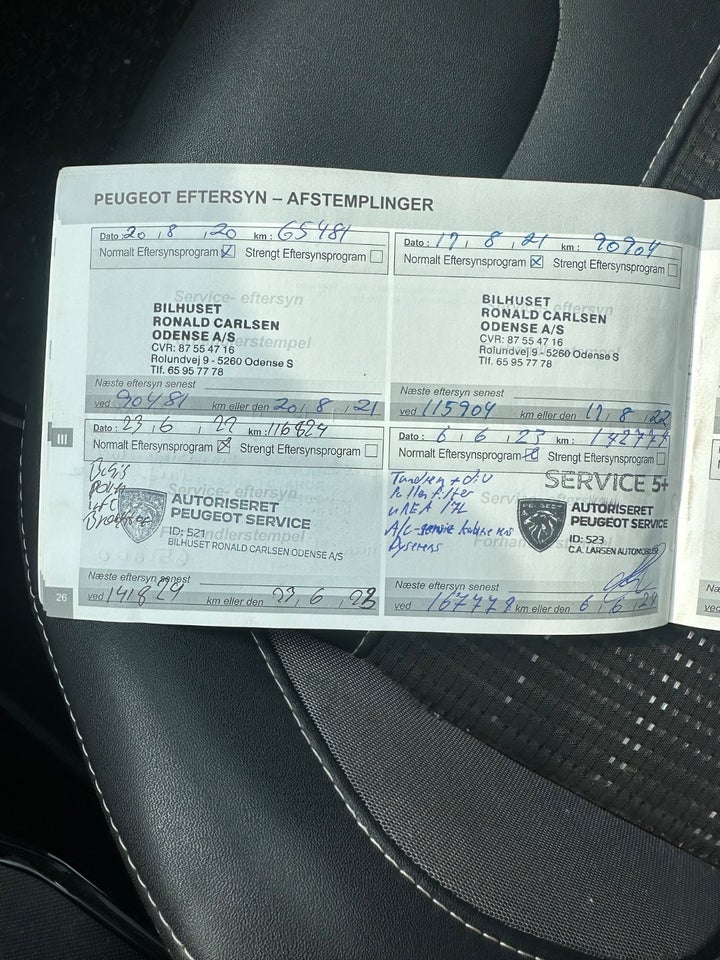 Peugeot 2008 1,6 BlueHDi 100 Allure 5d