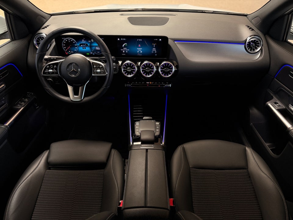 Mercedes EQA250 5d
