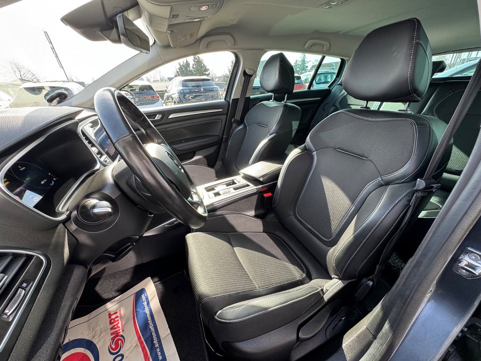 Renault Megane IV 1,6 E-Tech Intens Sport Tourer 5d