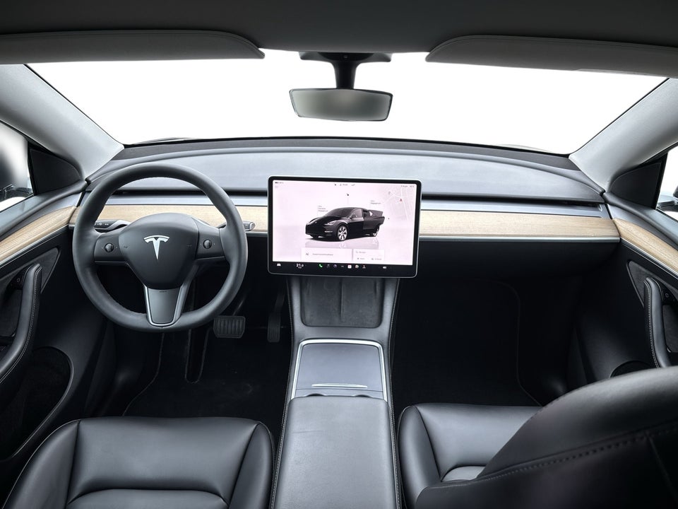 Tesla Model Y Long Range AWD 5d