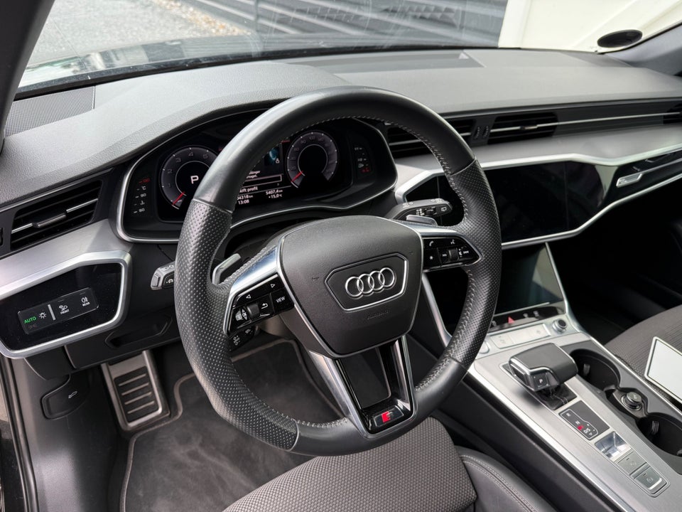 Audi A6 45 TFSi Avant S-tr. 5d