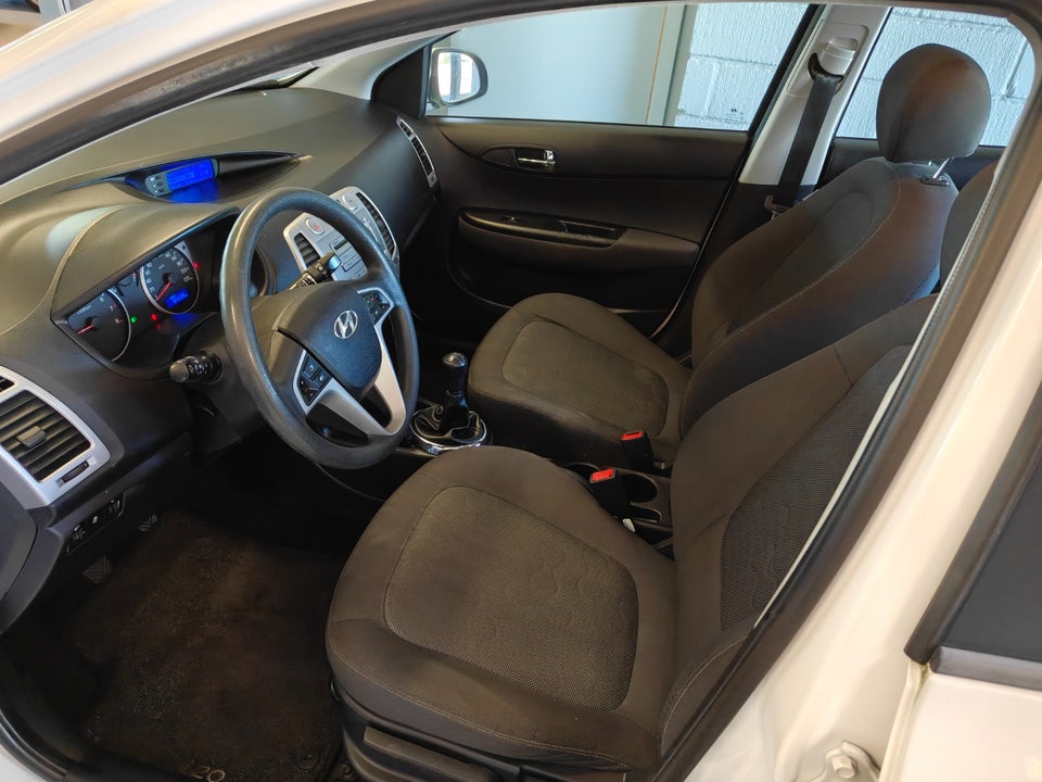 Hyundai i20 1,25 Comfort 5d