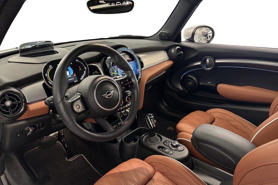 MINI Cooper SE Maximise 3d