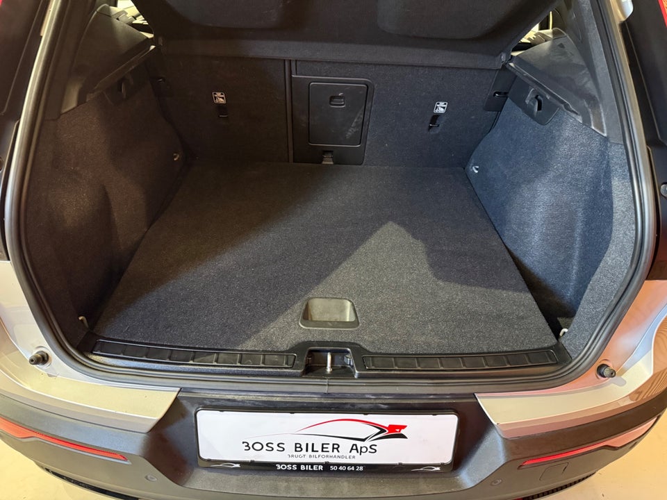 Volvo XC40 P6 ReCharge Core 5d