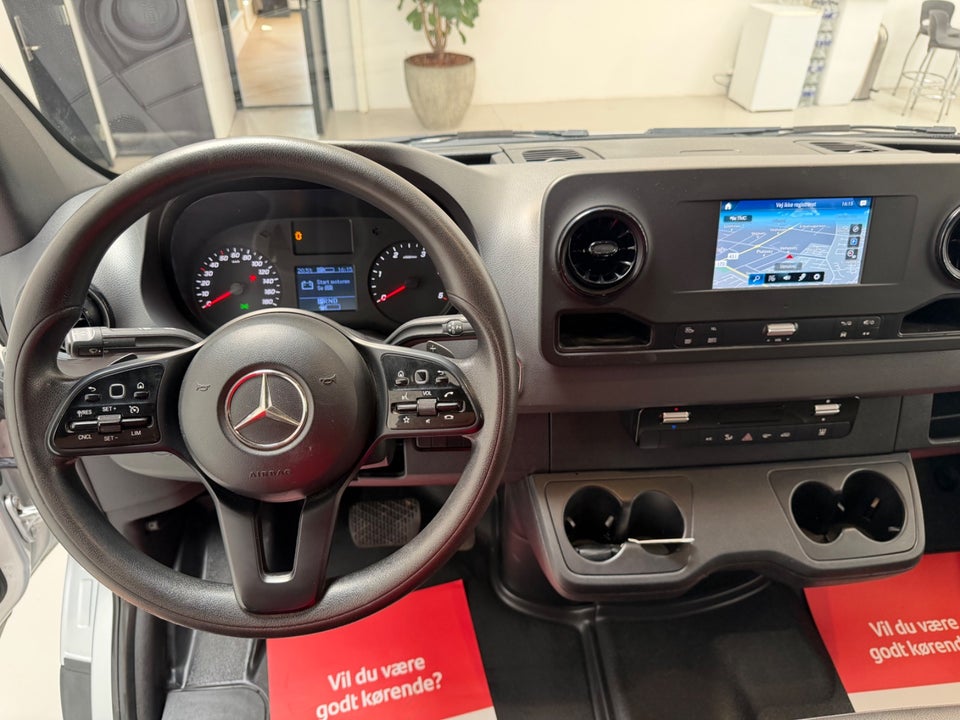 Mercedes Sprinter 316 2,2 CDi A2 Kassevogn aut. RWD