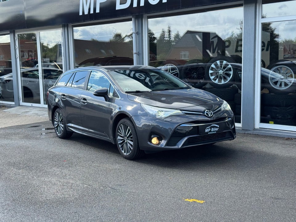 Toyota Avensis 1,8 VVT-i T2 Premium Touring Sports MDS 5d