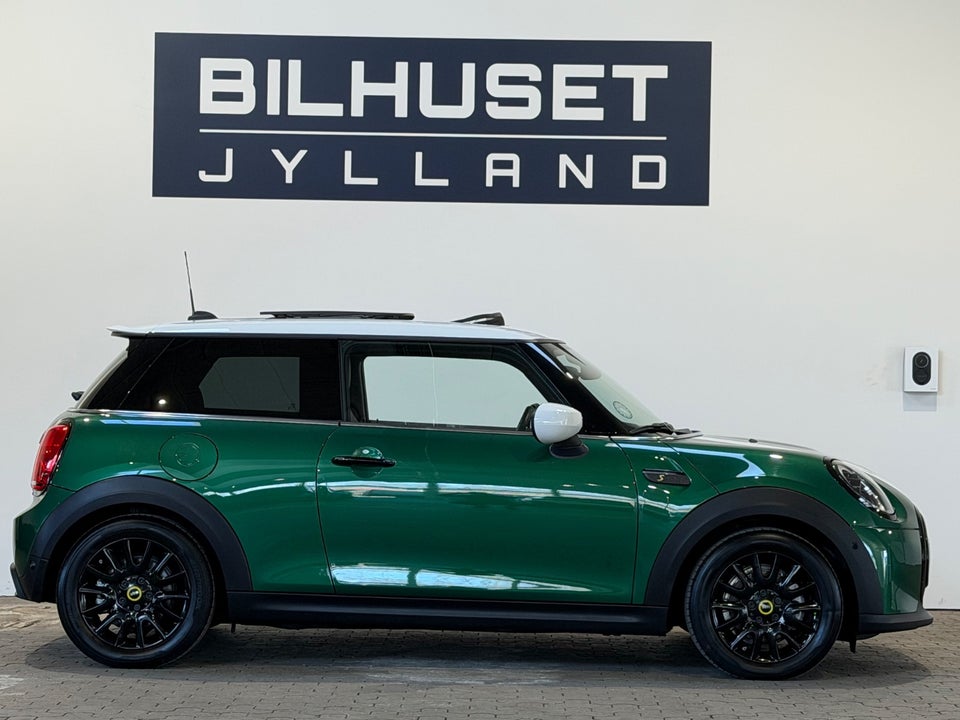 MINI Cooper SE Classic Trim 3d