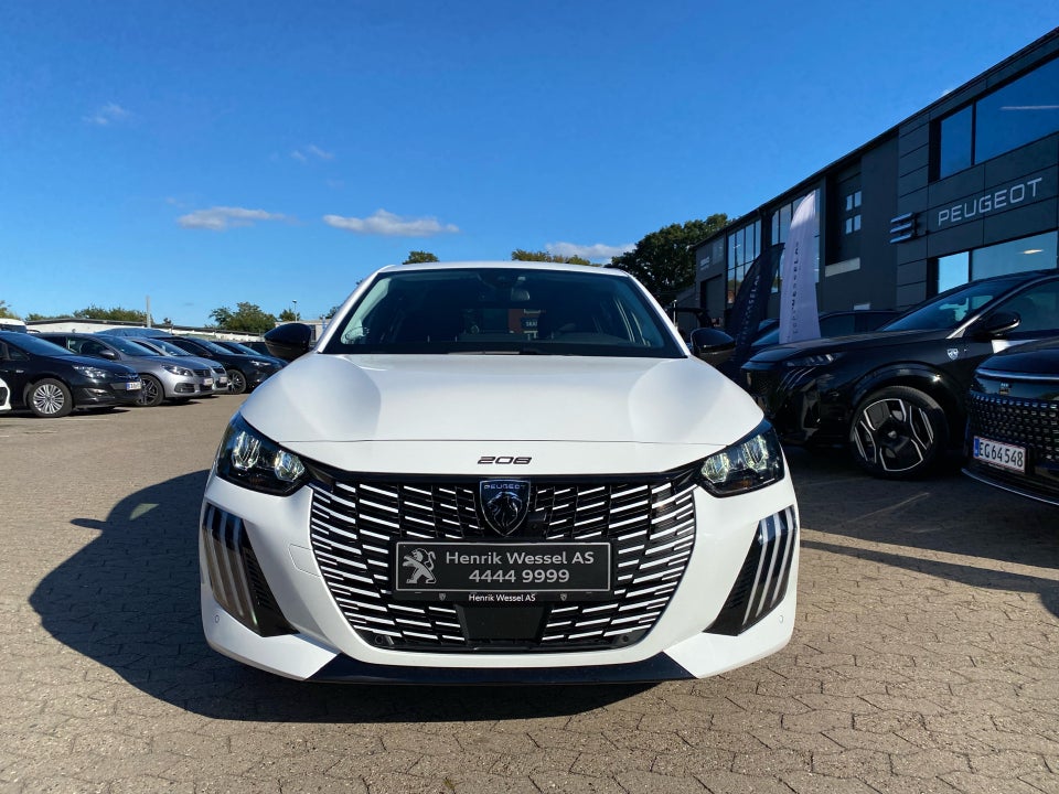 Peugeot 208 1,2 PureTech 100 Allure+ 5d