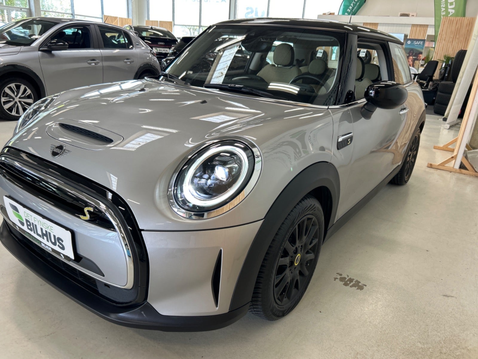 Mini Cooper SE 284ch - 1 ère main - Autonomie 230km - Jantes 16" - Led - Vitual cokpit - Sièges chauffants
