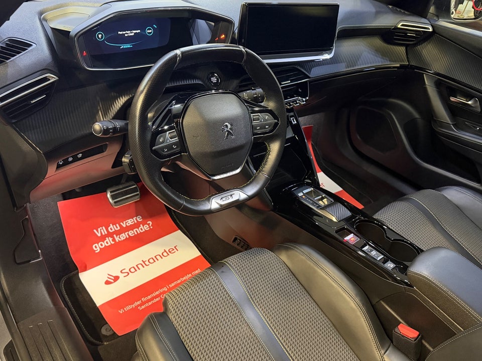 Peugeot e-2008 50 GT 5d