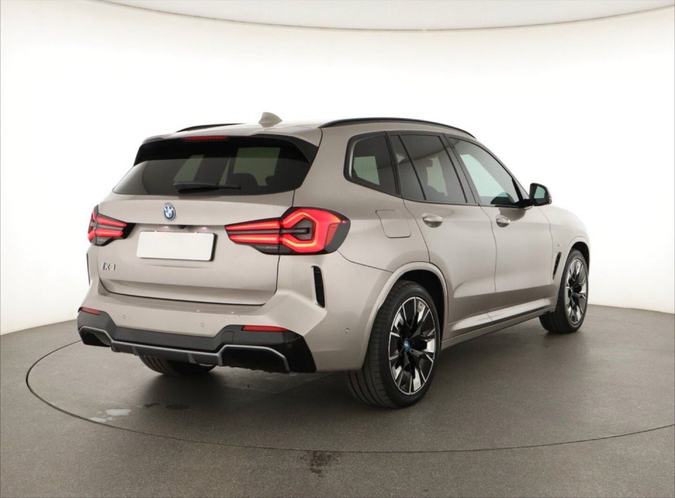 BMW iX3 Charged Plus M-Sport 5d