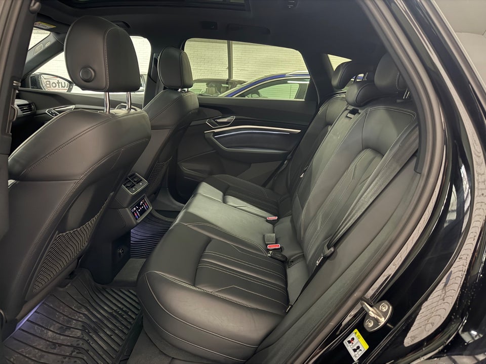 Audi e-tron 50 S-line Prestige quattro 5d