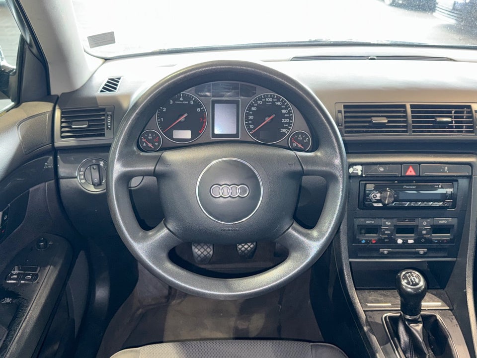 Audi A4 1,6 Avant 5d