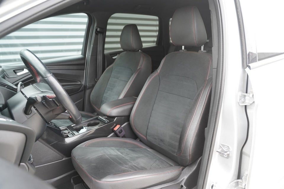 Ford Kuga 2,0 TDCi 120 ST-Line aut. 5d