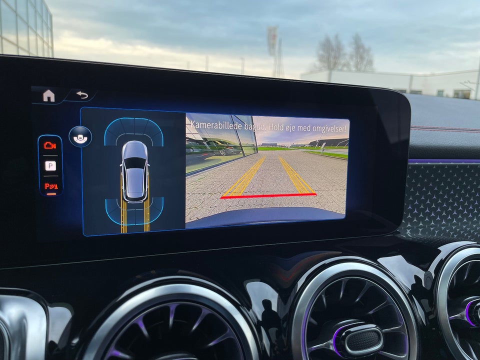 Mercedes EQB250+ AMG Line 5d