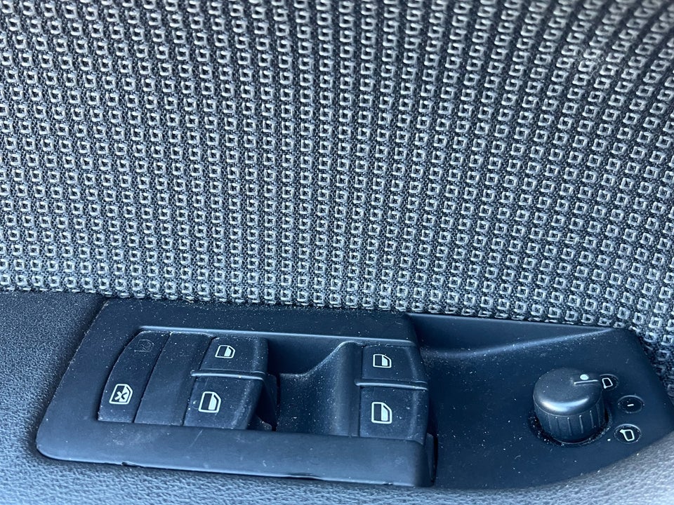 Audi A3 1,8 TFSi Ambiente Sportback 5d