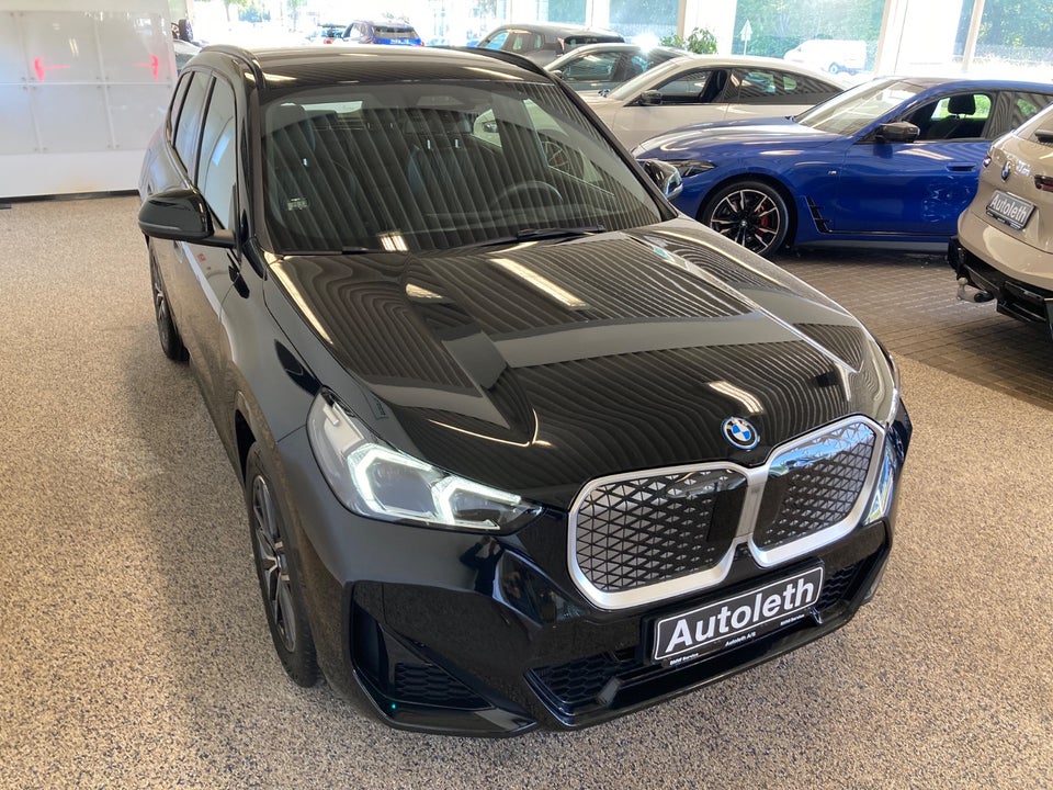 BMW iX1 xDrive30 M-Sport 5d