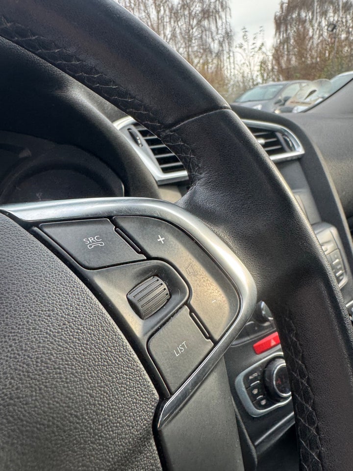 Citroën C4 1,6 e-HDi 115 Seduction 5d