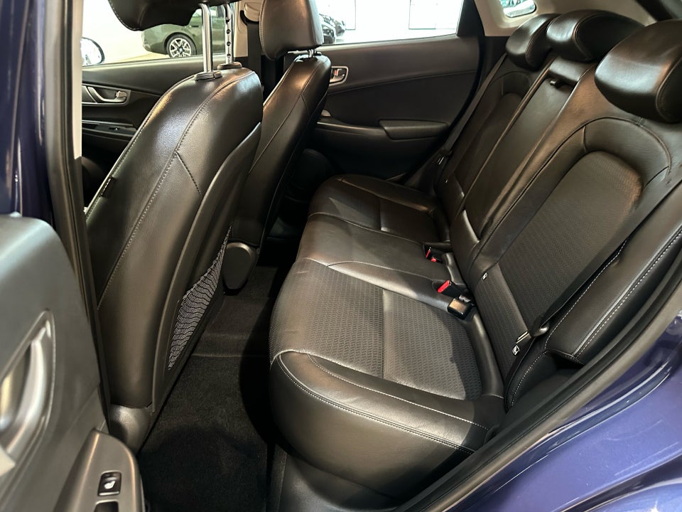 Hyundai Kona 64 EV Premium 5d