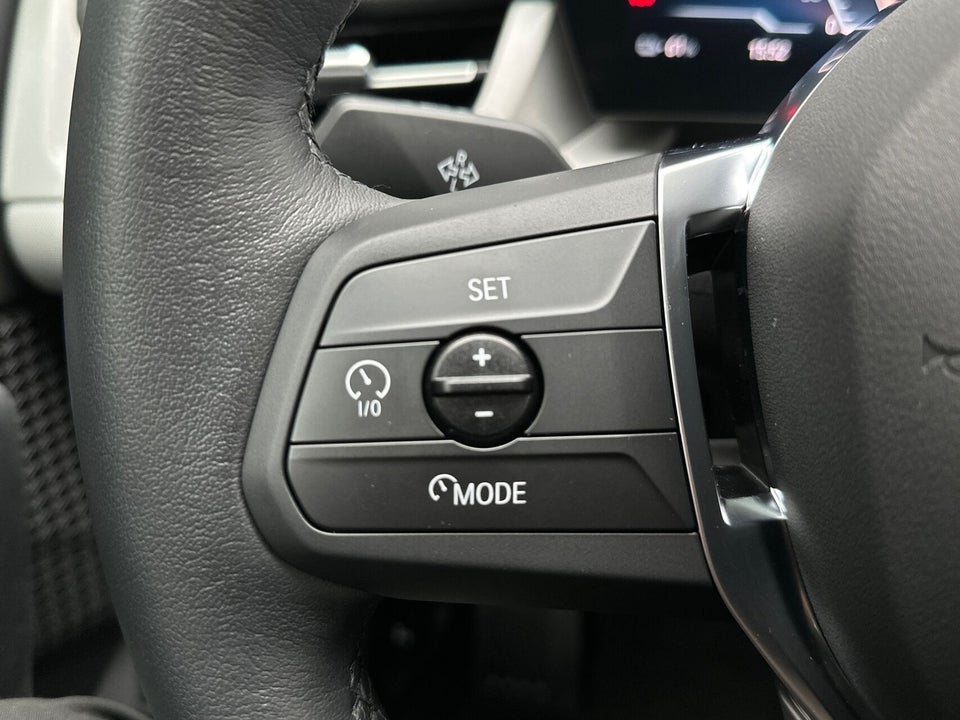 BMW iX1 eDrive20 X-Line 5d