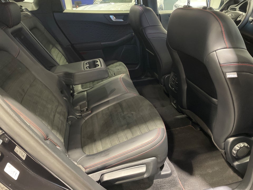 Ford Kuga 2,5 PHEV ST-Line X CVT 5d