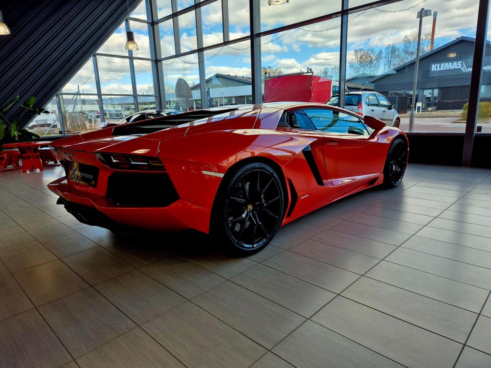 Lamborghini Aventador 6,5 LP700-4 2d
