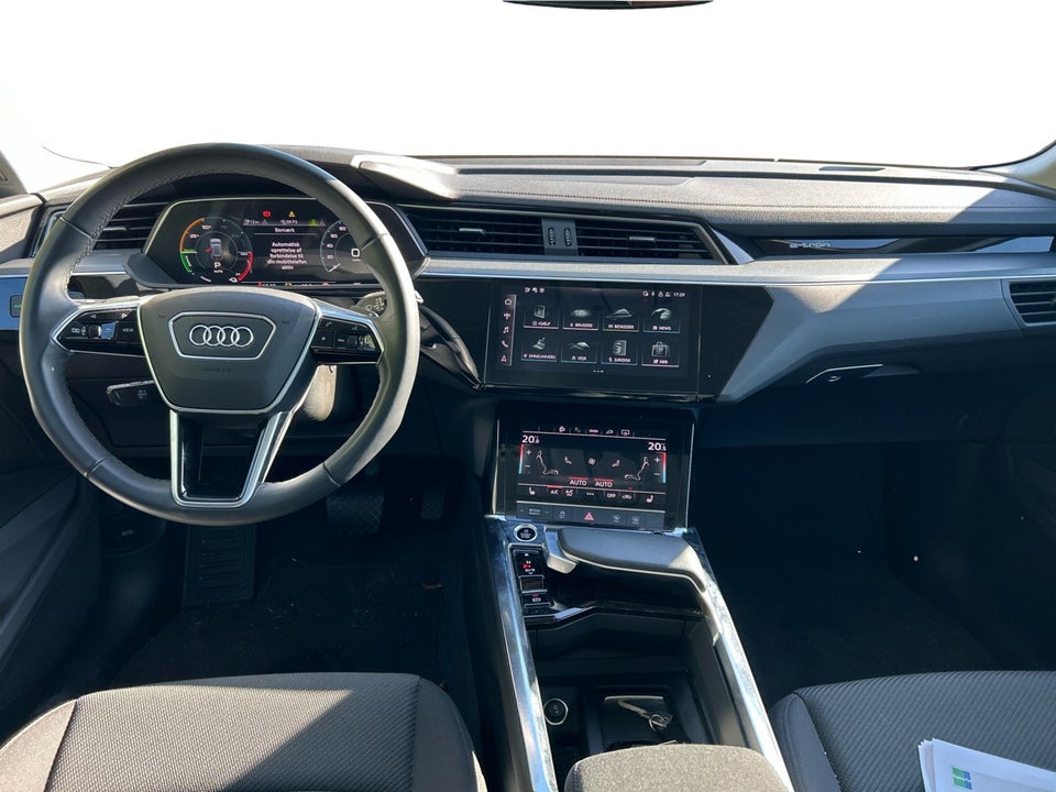 Audi Q8 e-tron 50 Advanced quattro 5d