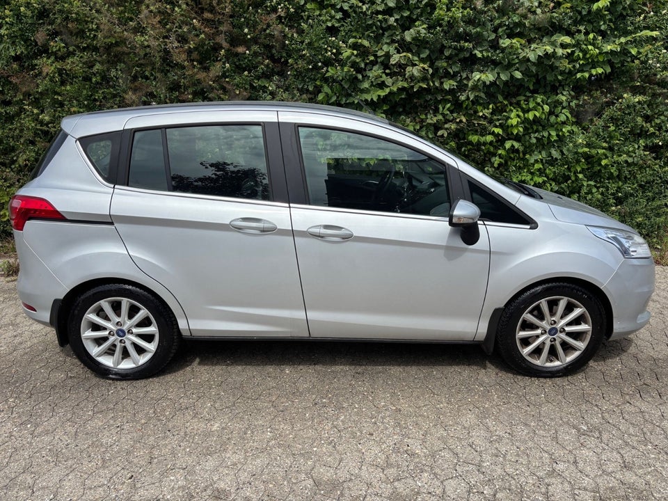Ford B-MAX 1,0 SCTi 100 Titanium 5d