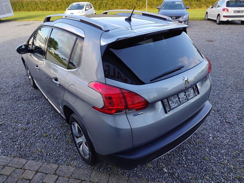 Peugeot 2008 1,2 e-THP 110 Active Sky 5d