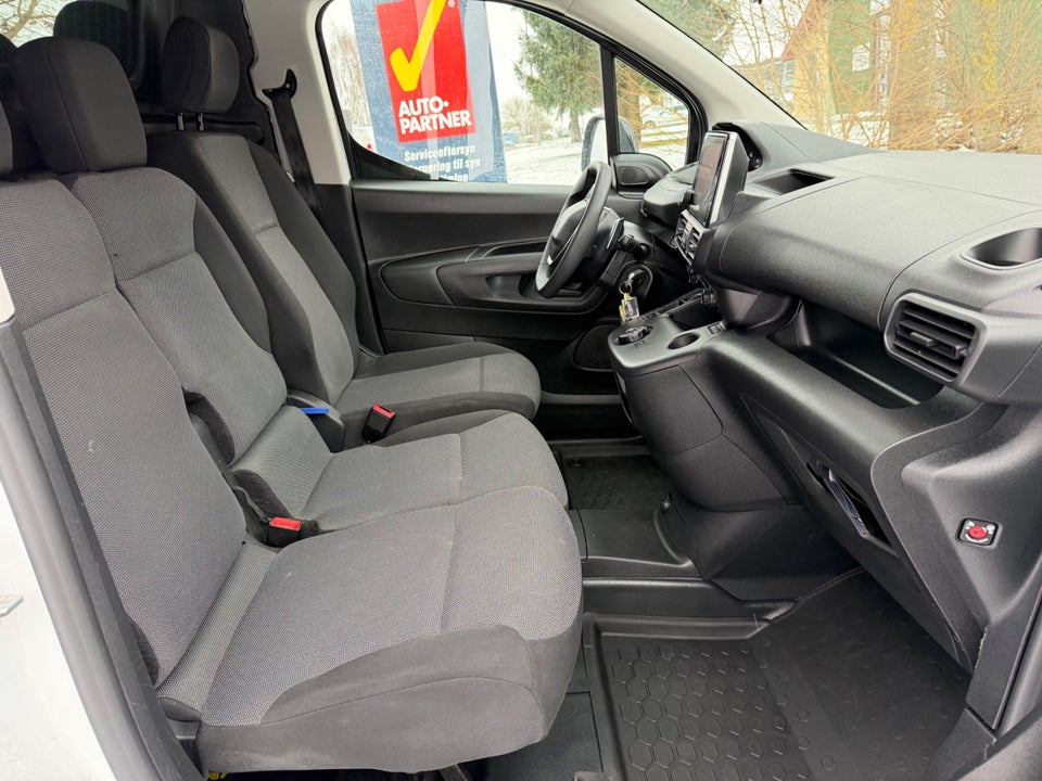 Peugeot Partner 1,5 BlueHDi 130 L1V1 Plus EAT8 Van