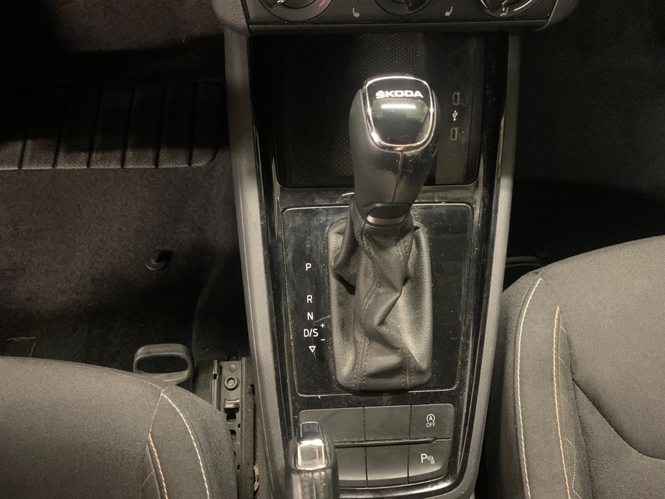 Skoda Kamiq 1,0 TSi 110 Dynamic DSG 5d