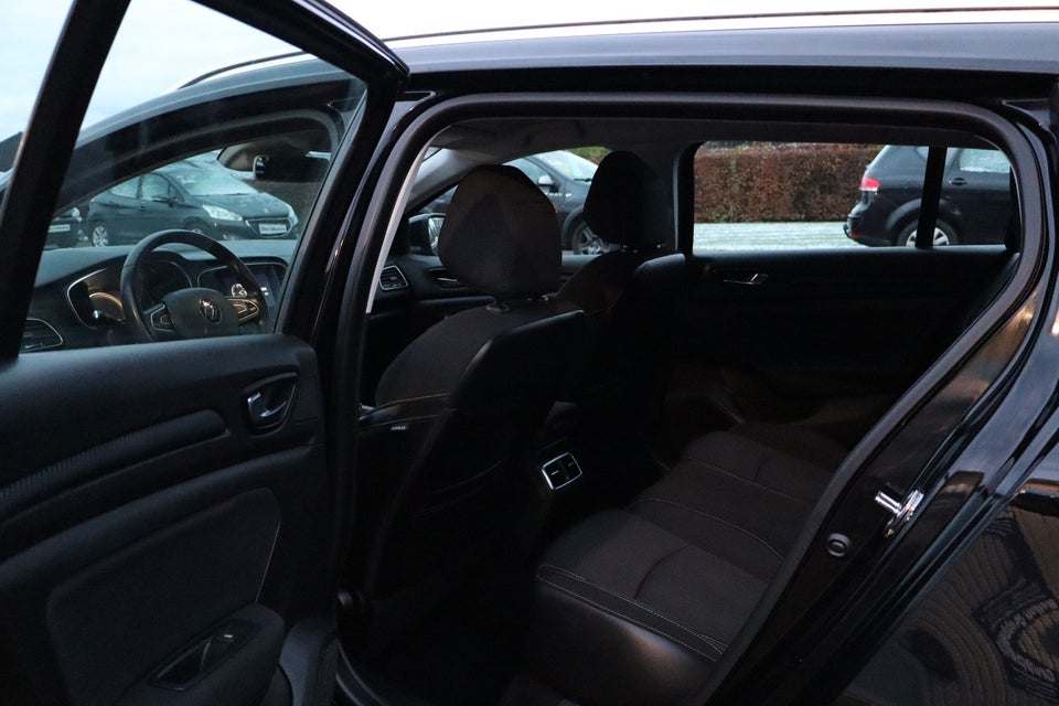 Renault Megane IV 1,5 dCi 115 Zen Sport Tourer EDC 5d